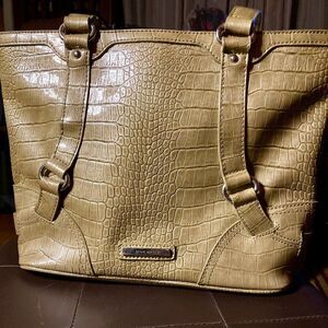 Nine West faux alligator shoulder bag VG